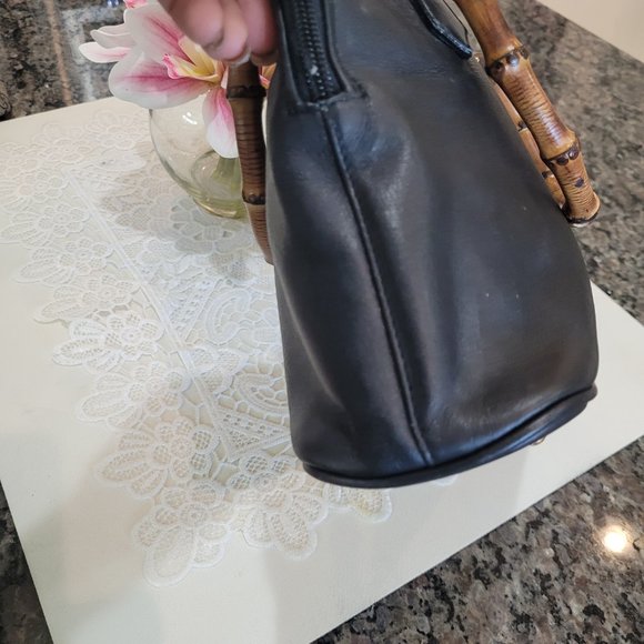 GUCCI 2 BAMBOO HANDLES~ BLACK LEATHER~ HANDBAG - Picture 8 of 13